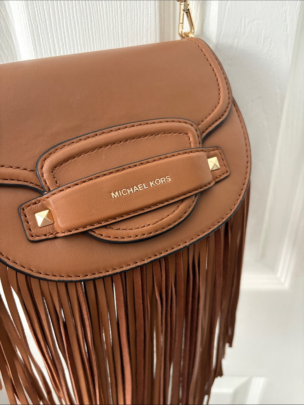 Michael Kors CARY Tan Brown Leather Fringe Saddle small Crossbody Shoulder Bag - Picture 2 of 10